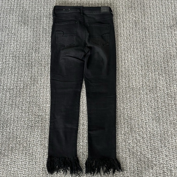 Unique Black Denim American Eagle Jeans with Fringed Bottom, Hi-Rise Jegging - Picture 4 of 7